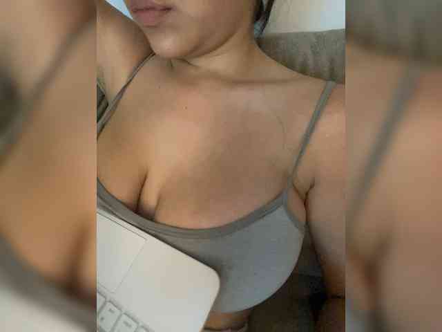 FurElisse webcam