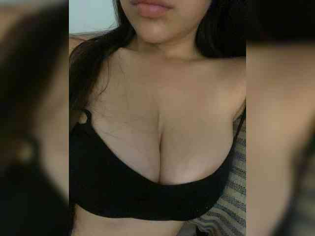 FurElisse webcam