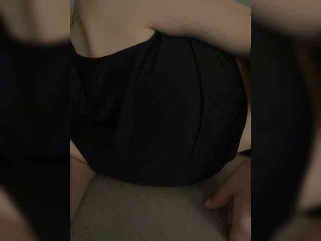 FurElisse webcam