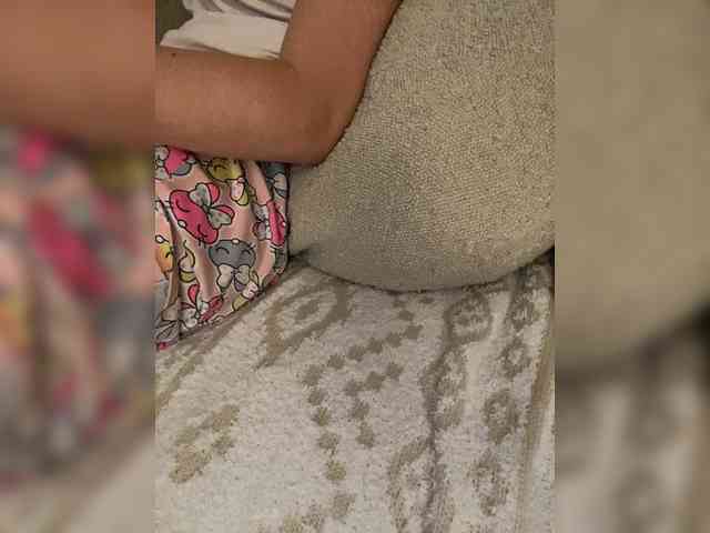 FurElisse webcam