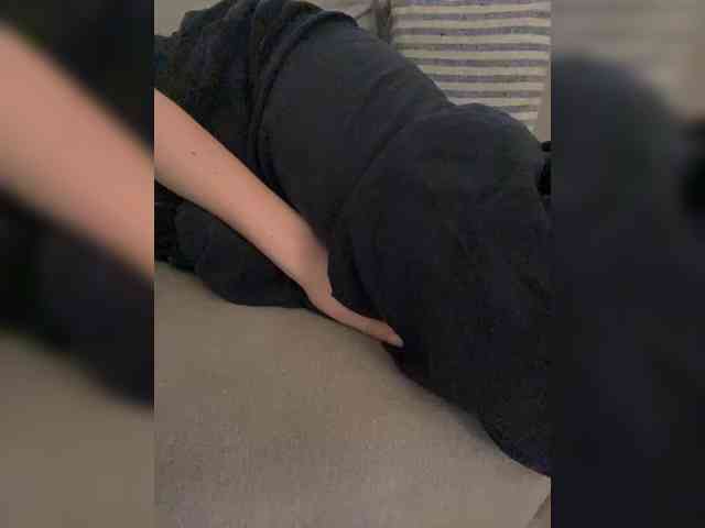 FurElisse webcam