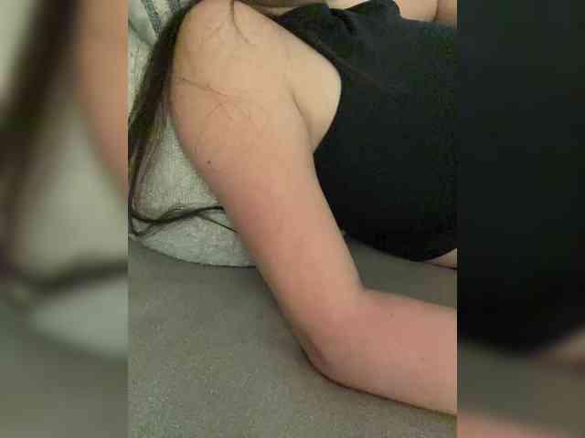 FurElisse webcam
