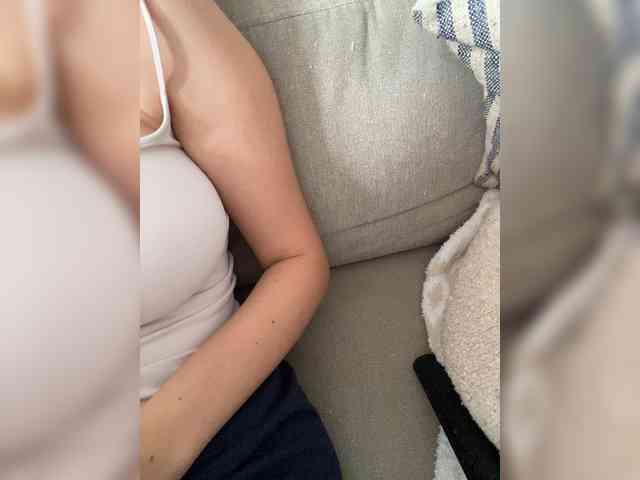 FurElisse webcam