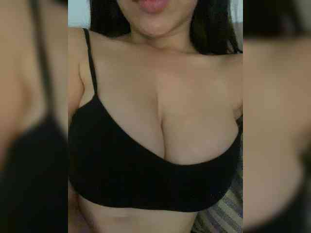 FurElisse webcam