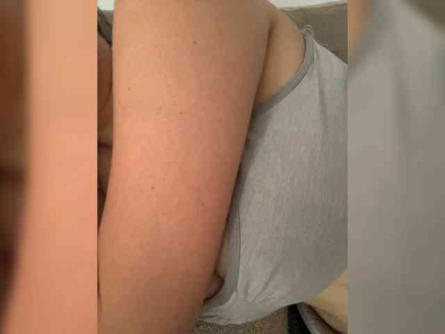FurElisse webcam