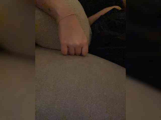 FurElisse webcam
