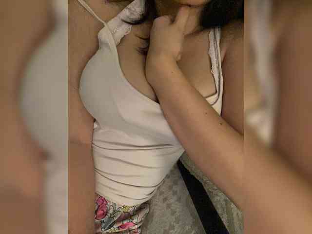 FurElisse webcam