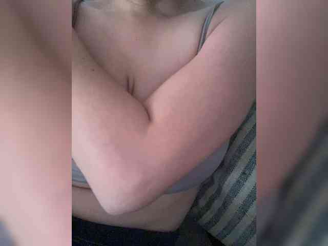 FurElisse webcam
