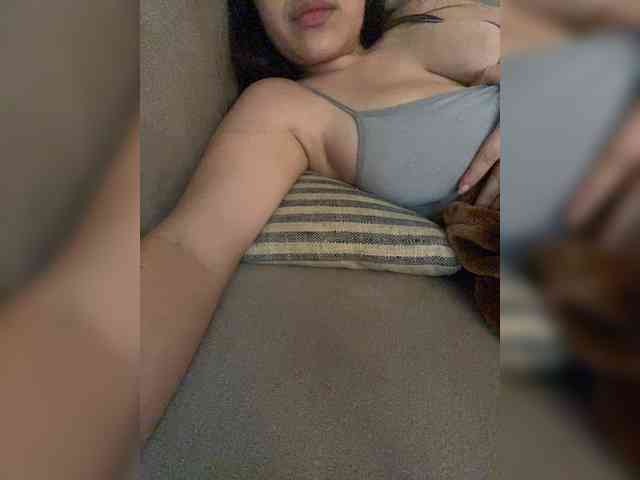 FurElisse webcam