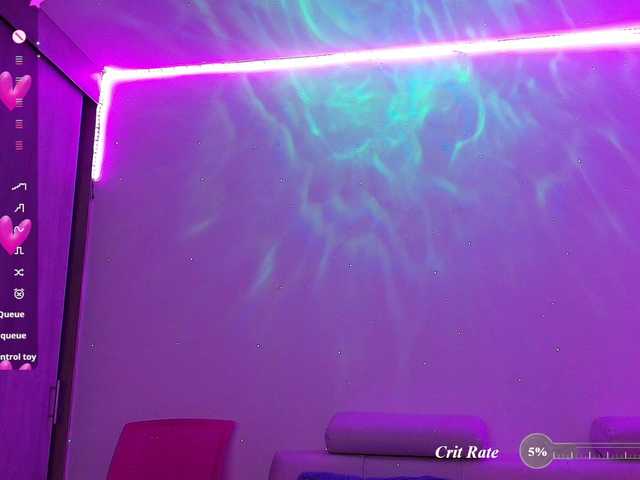 le modèle JessieHill est en webcam porno dans un show sur le site bongacams, il possède les tags suivants: Latino/Hispanic,Brunette,Shaved