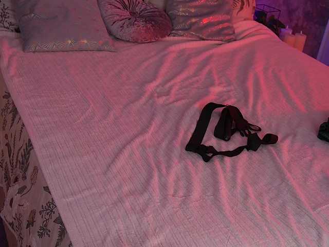 SexyIraa's BongaCams show and profile