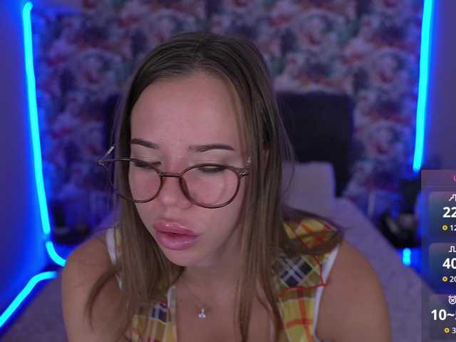 SexyIraa live cam on BongaCams