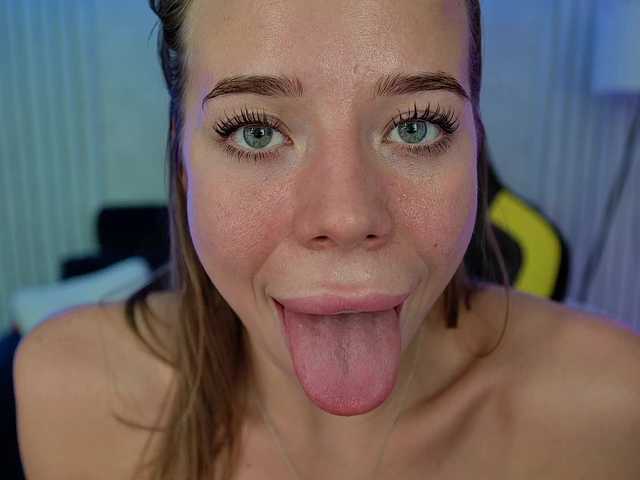 SexyIraa live cam
