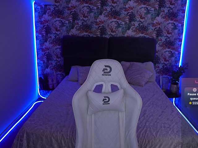 SexyIraa live cam
