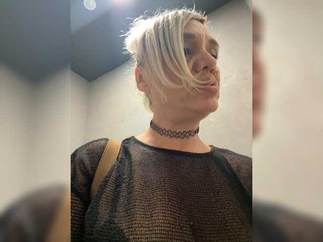 angelblue live cam on BongaCams
