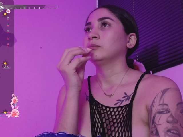 britt-grey cam belle