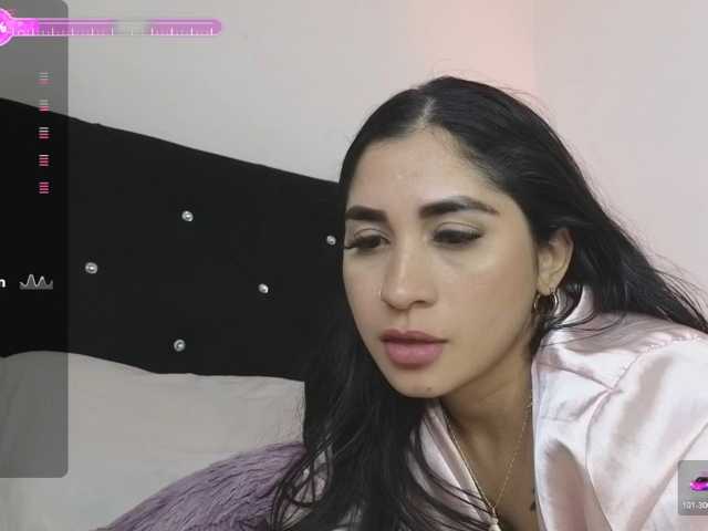 britt-grey live cam on BongaCams