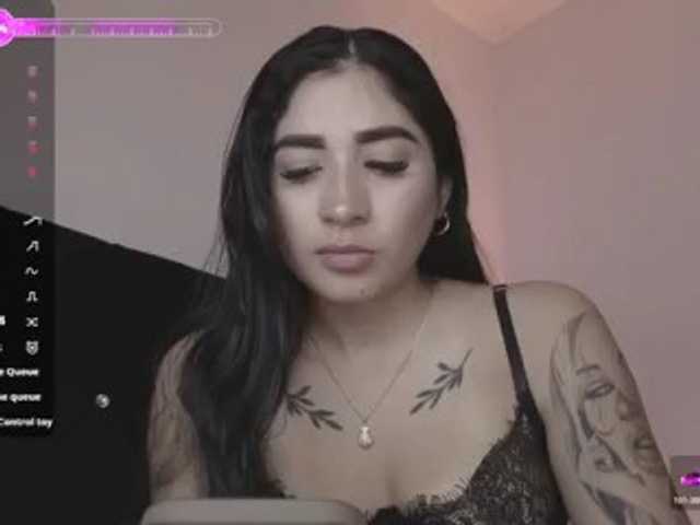britt-grey live cam on BongaCams