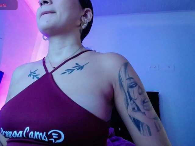 britt-grey live cam on BongaCams