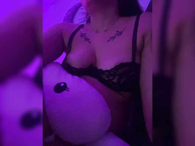 britt-grey webcam