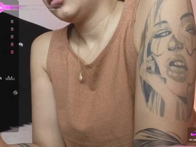 britt-grey live cam on BongaCams