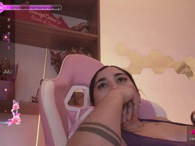 britt-grey live cam on UnifiedCams