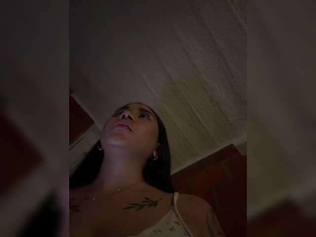 britt-grey live cam on BongaCams