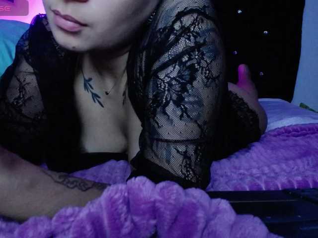 britt-grey live cam on BongaCams
