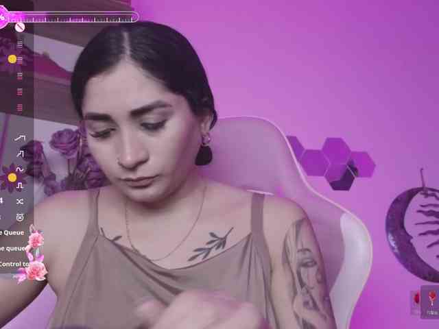 britt-grey britt-grey