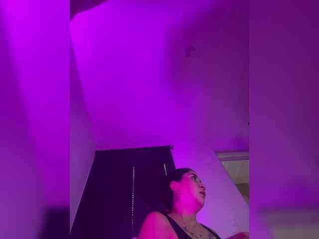 britt-grey webcam