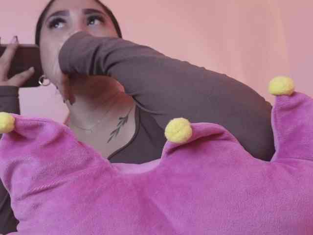 britt-grey webcam