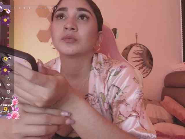 britt-grey webcam