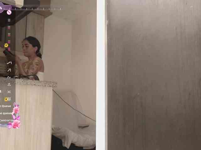 britt-grey webcam