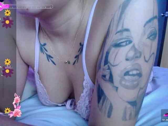 britt-grey webcam