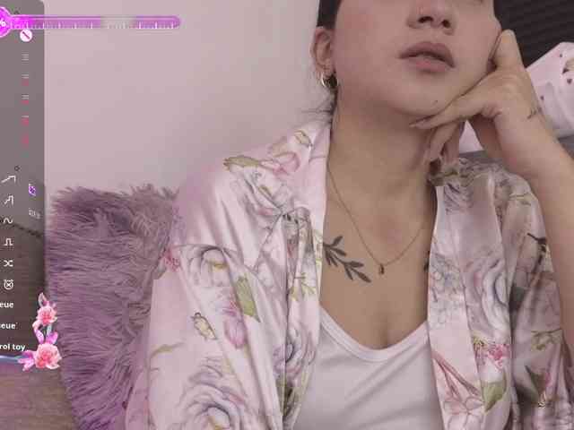 britt-grey webcam