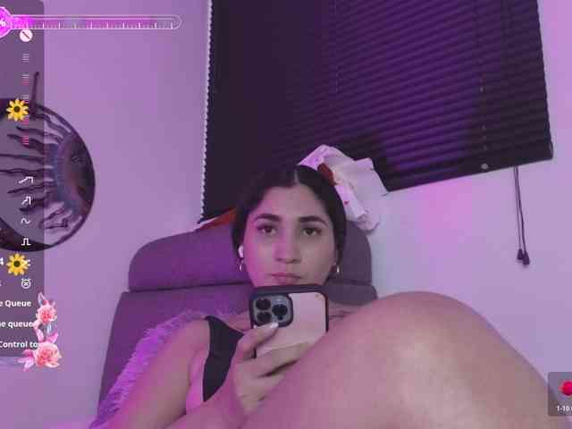 britt-grey webcam