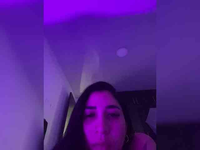 britt-grey webcam