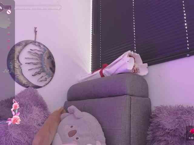 britt-grey webcam