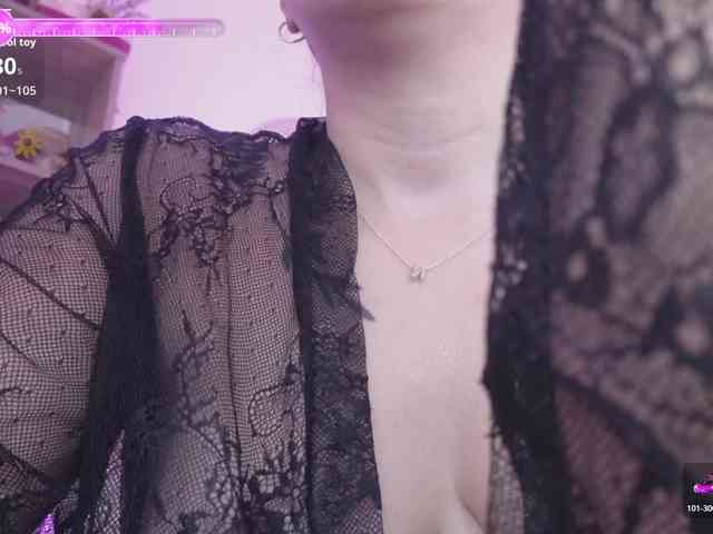 britt-grey webcam