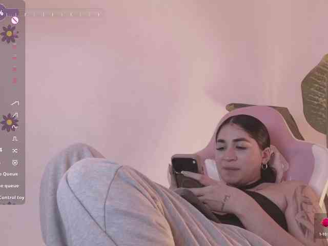 britt-grey webcam