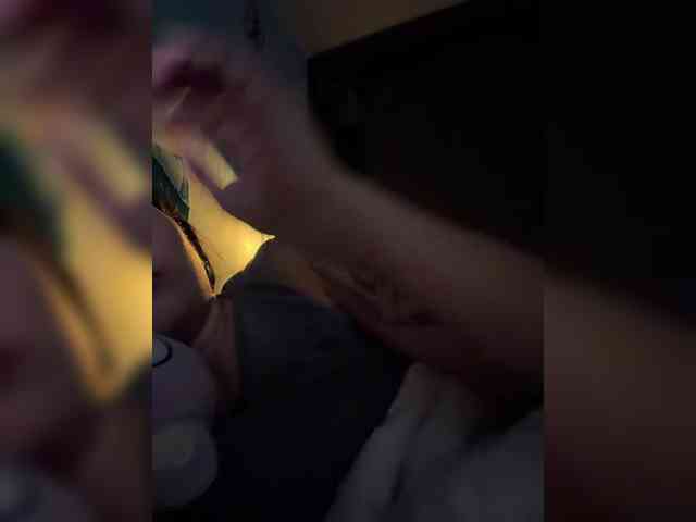 britt-grey webcam