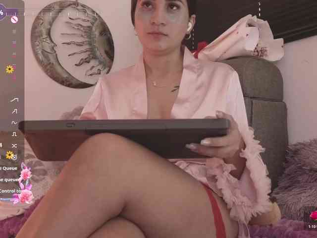 britt-grey webcam