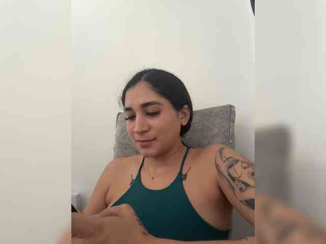 britt-grey webcam