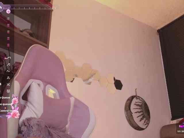 britt-grey webcam