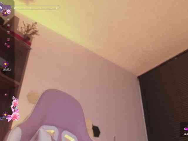 britt-grey webcam