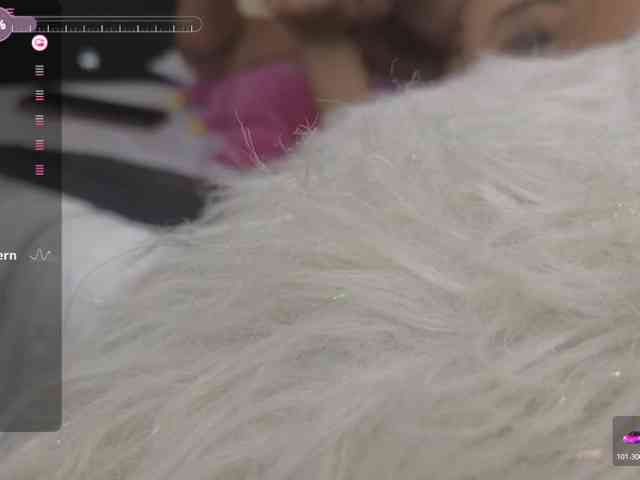 britt-grey webcam