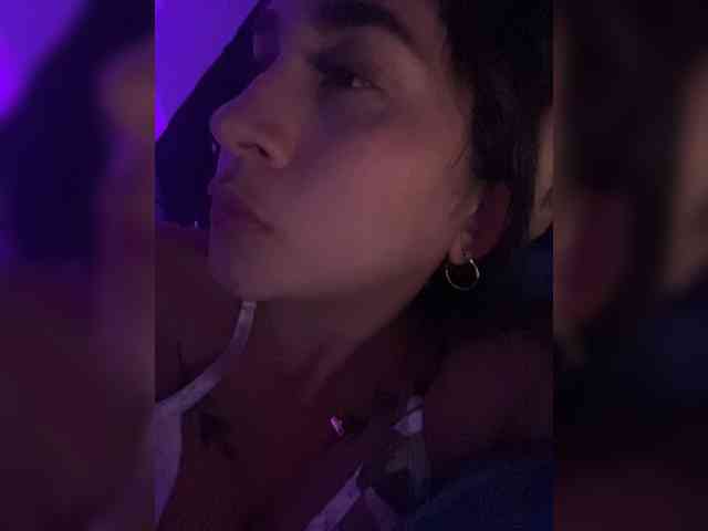 britt-grey webcam
