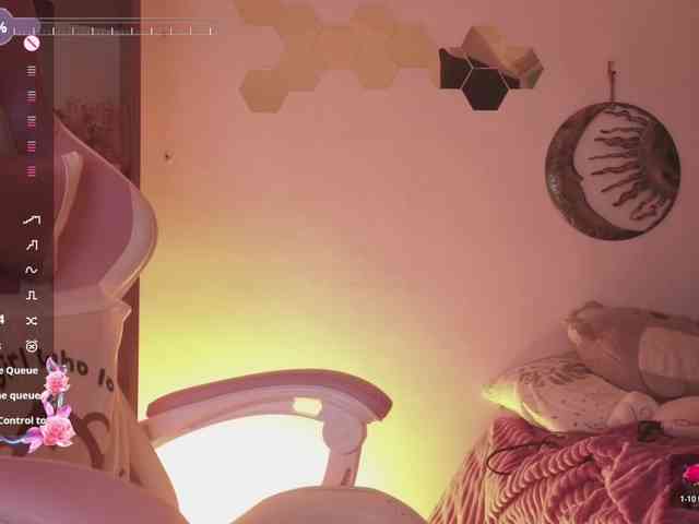 britt-grey webcam