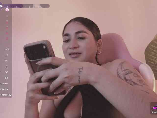 britt-grey webcam