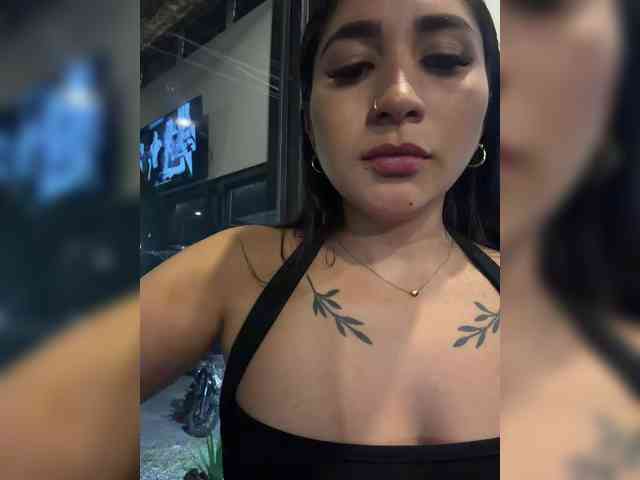 britt-grey webcam